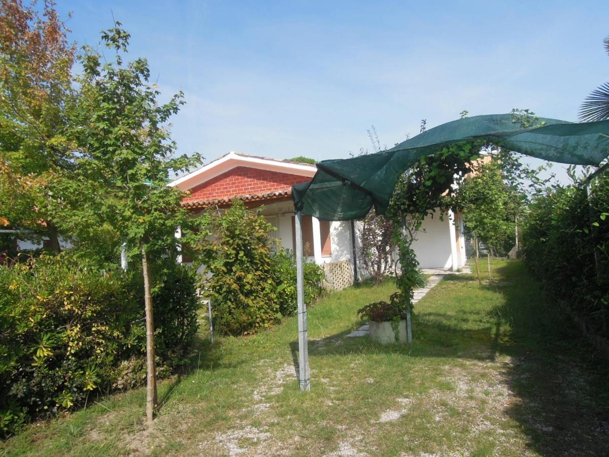 Villa Maila Bibione Buitenkant foto
