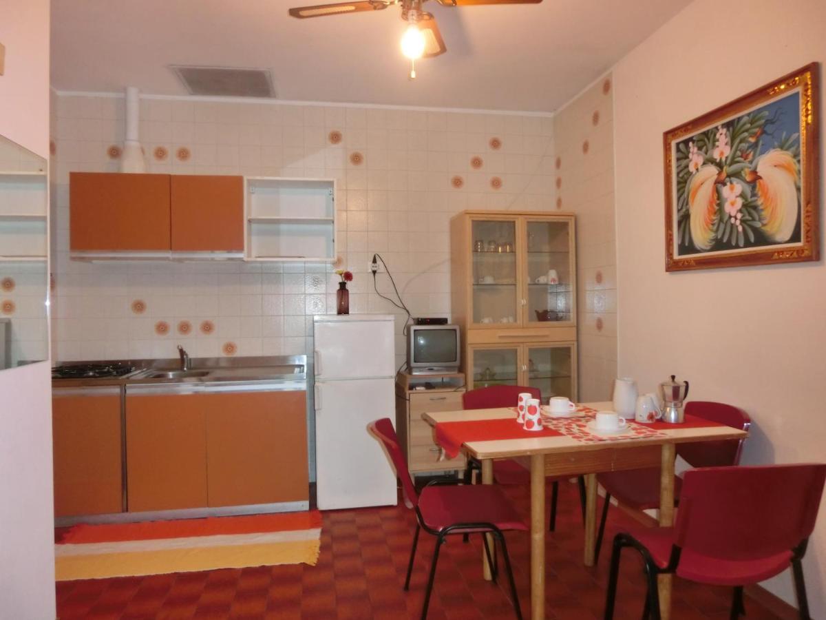 Villa Maila Bibione Buitenkant foto